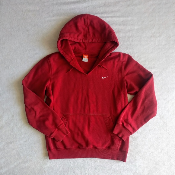 nike athletic jumper
